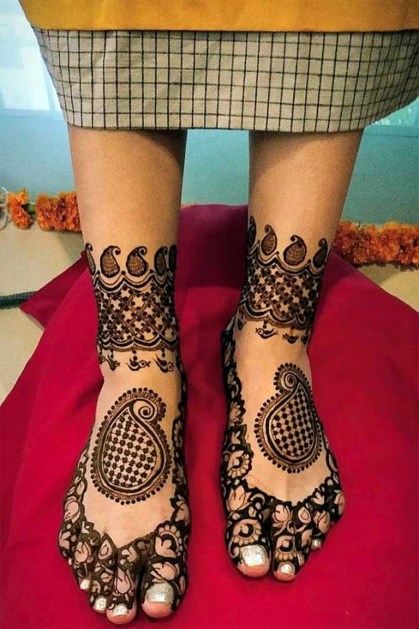 shweta tripathi feet 5