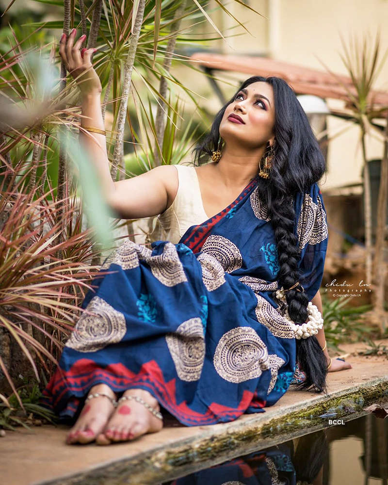 shwetha srivatsav feet 5