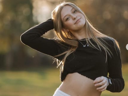 shyla ignacio feet 5