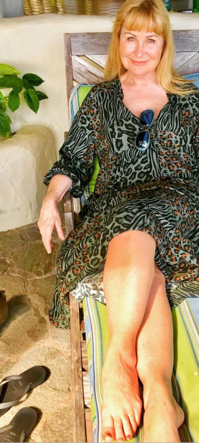 sian lloyd feet 3