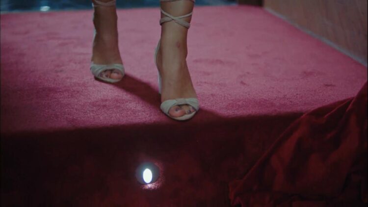 sibel sisman feet 3