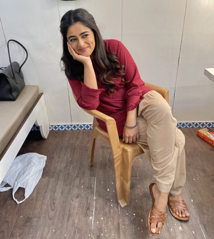 siddhi idnani feet 4