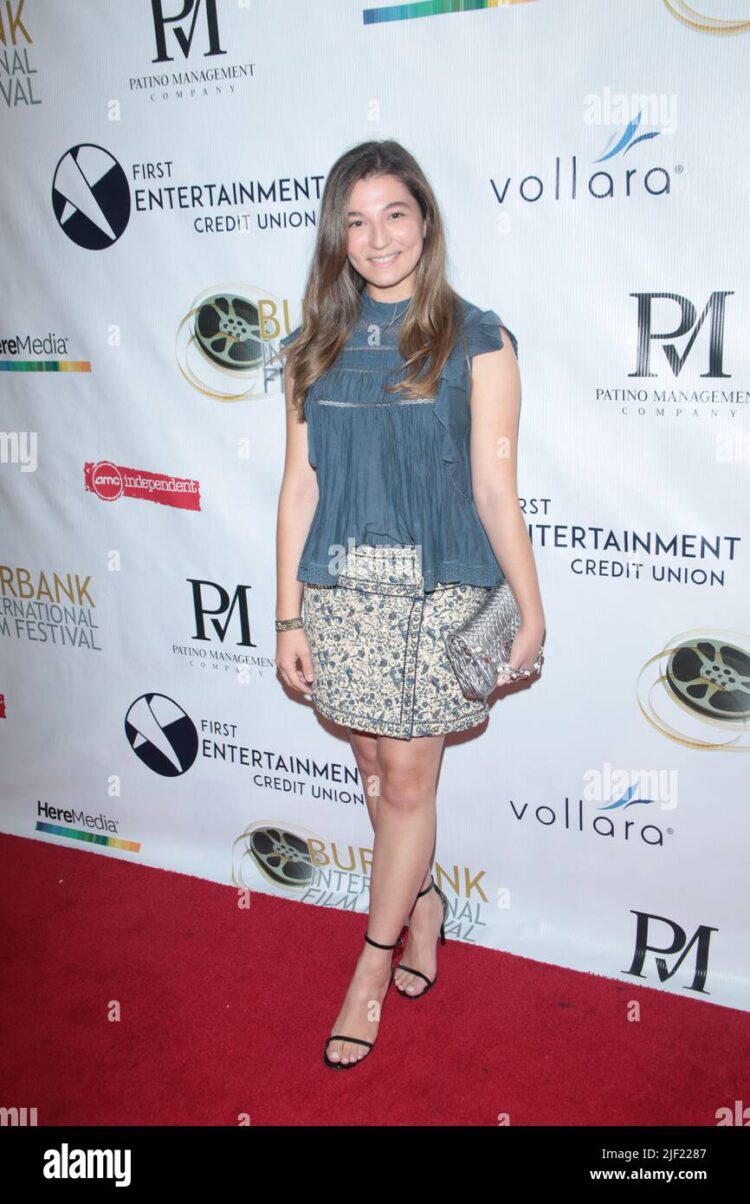 sidney kathryne feet 6