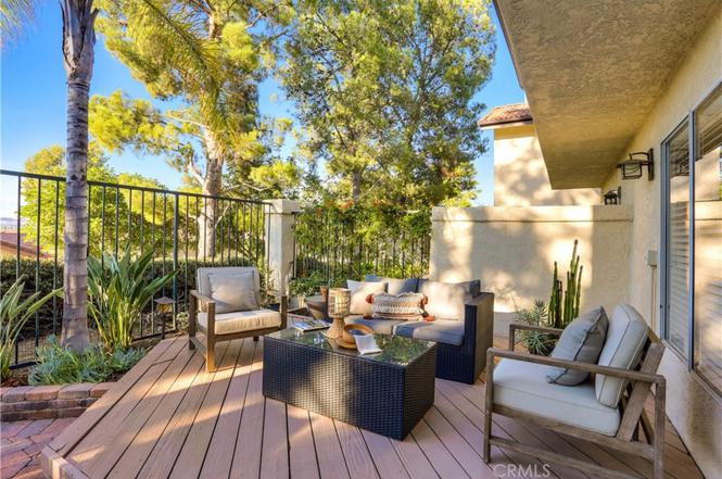 sienna decosta feet 4