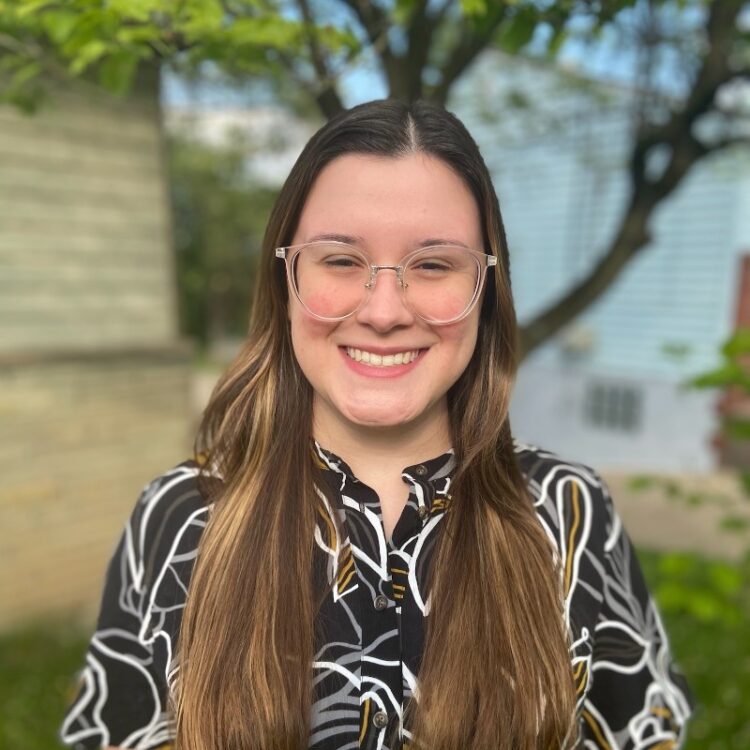 sierra casteel feet 4