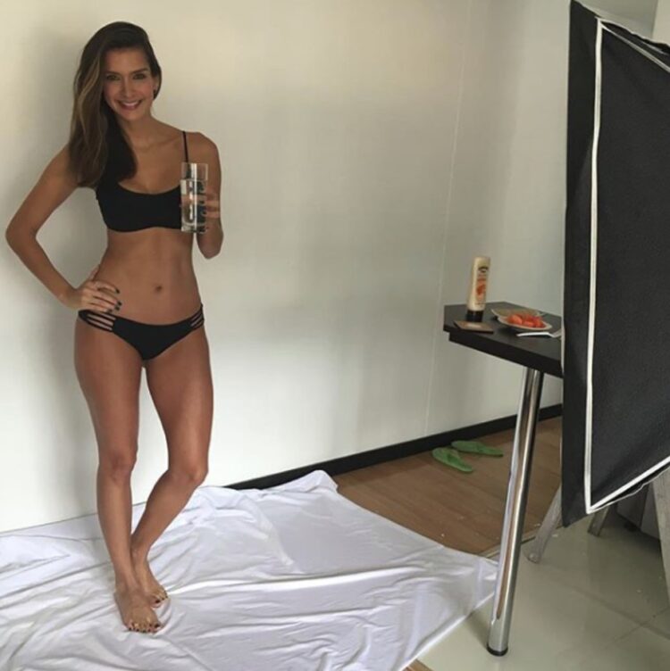 silvana del mar feet 4