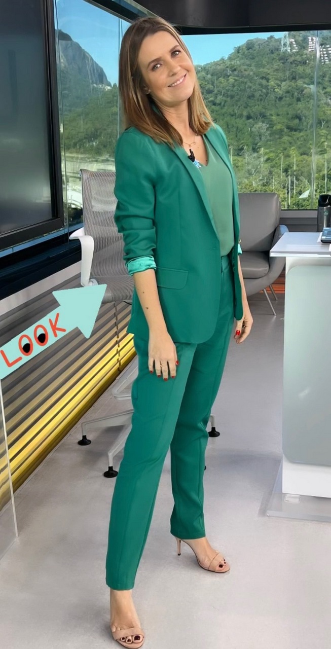 silvana ramiro feet 5