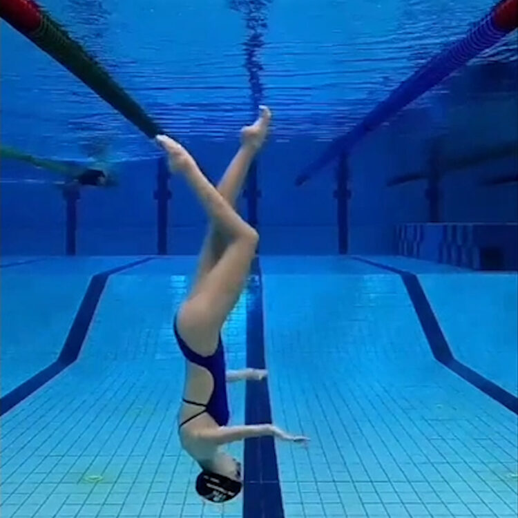 silvia solymosyova feet 6