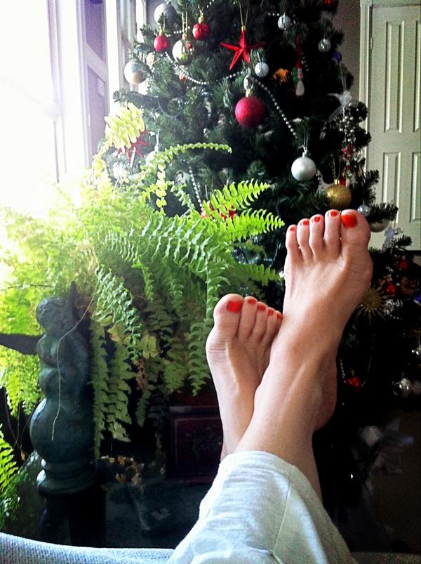 simmone feet 1