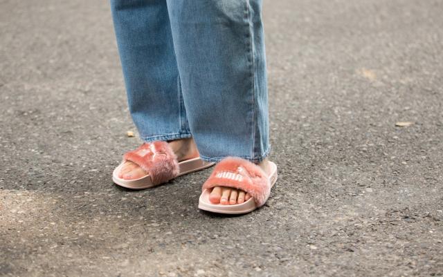 simona carlucci feet 6