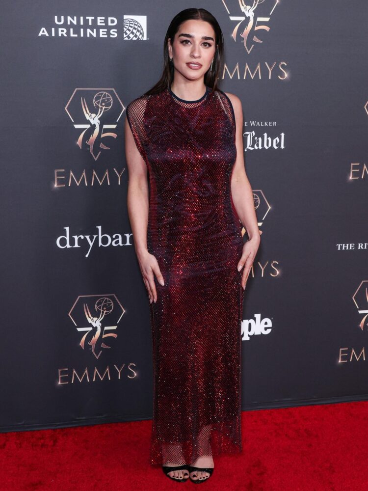 simona tabasco feet 2 scaled