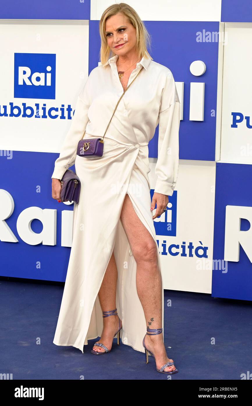 simona ventura feet 2