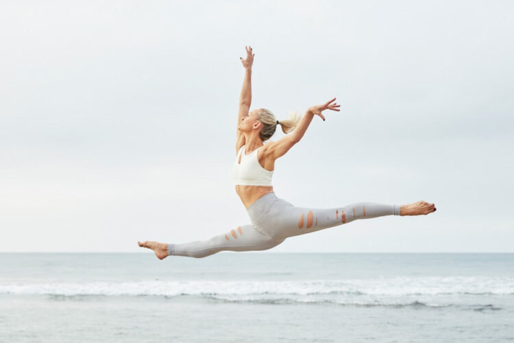 simone de la rue feet 6