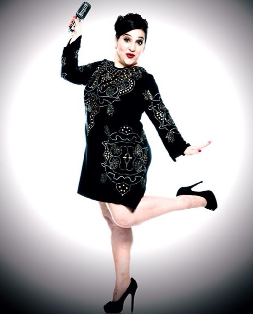 simone gutierrez feet 5