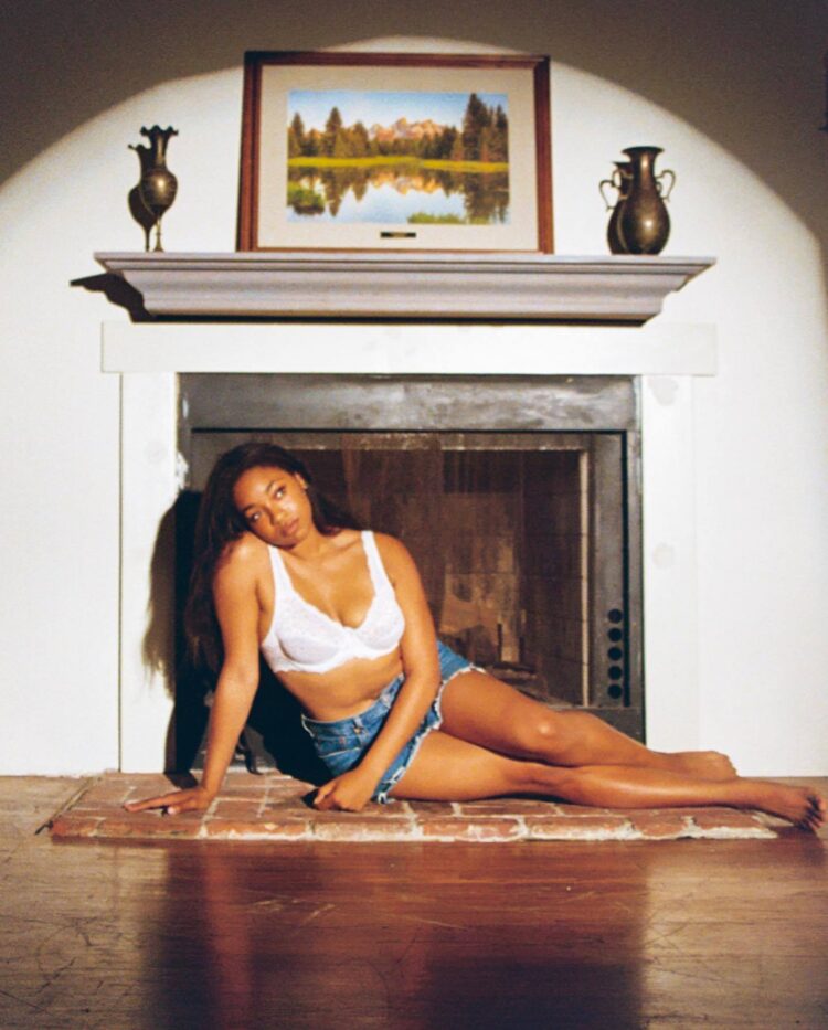 simone joy jones feet 2