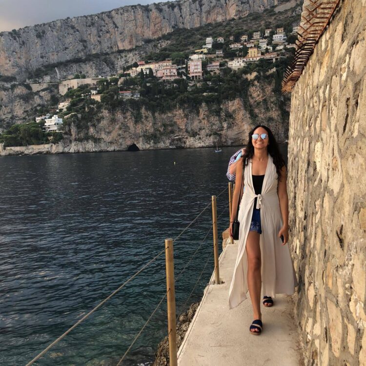 simone miller feet 3