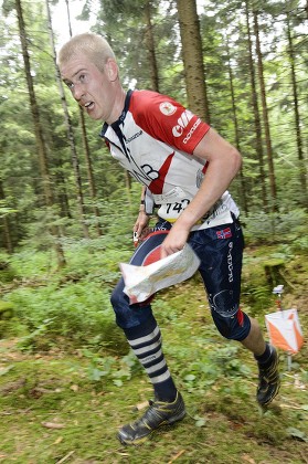 simone niggli luder feet 3