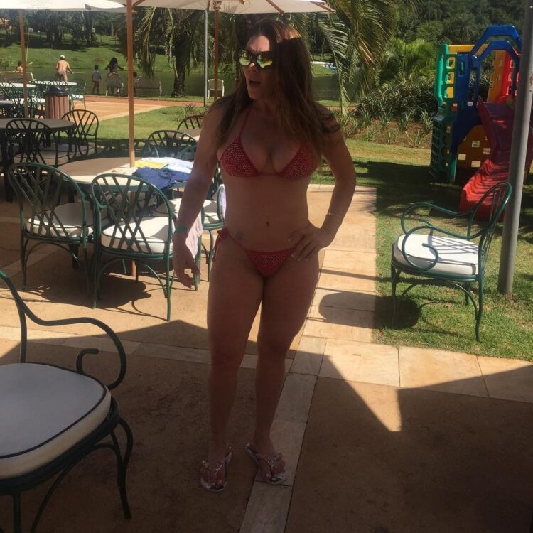 simony benelli galasso feet