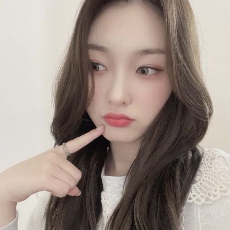 sinae lara moon feet 5