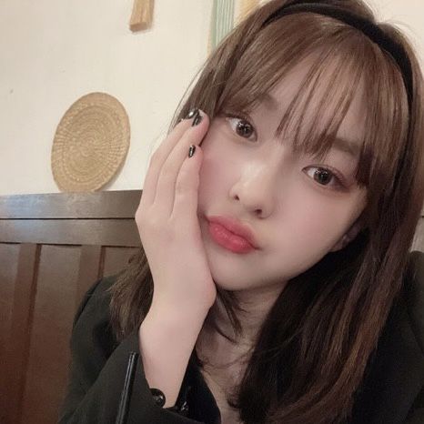 sinae lara moon feet 6