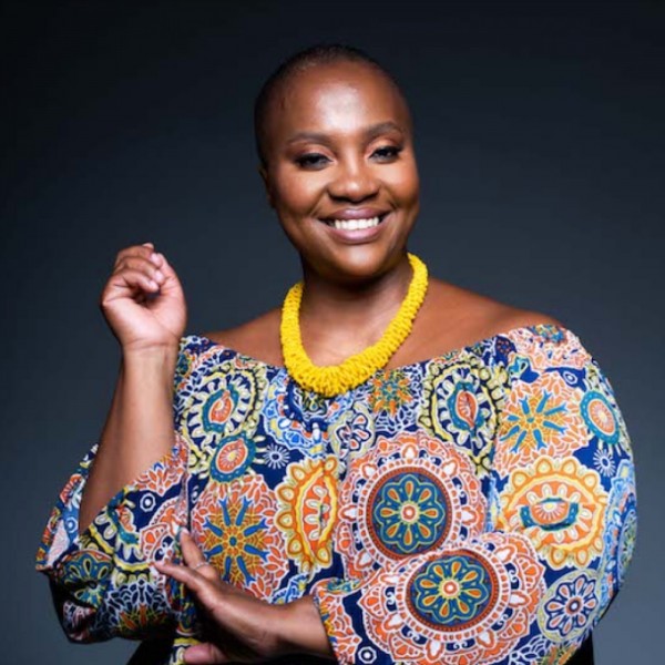 sindisiwe van zyl feet 3