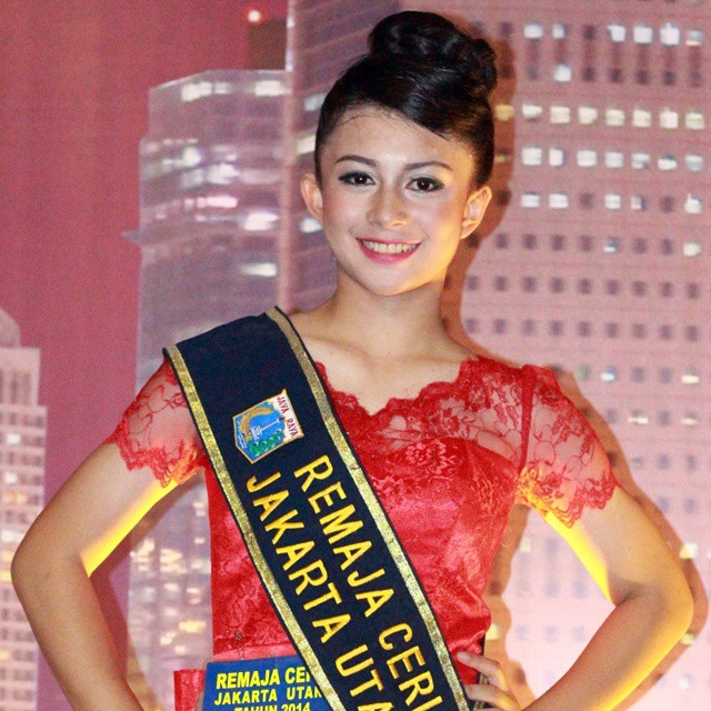 sintya marisca feet 5