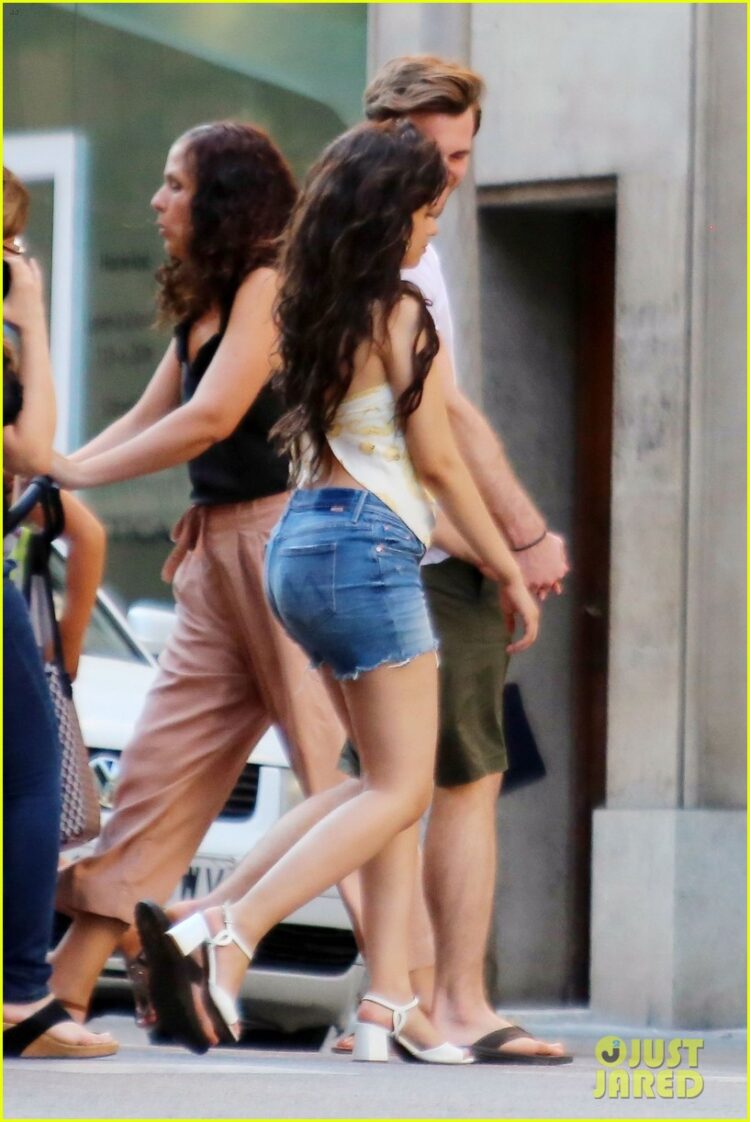 sinuhe cabello feet 6