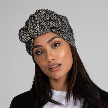 sisi bolatini feet 3