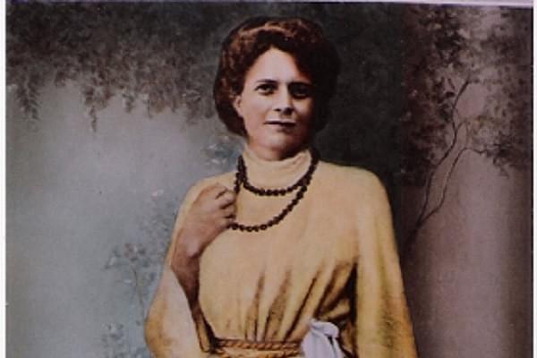 sister nivedita feet 5