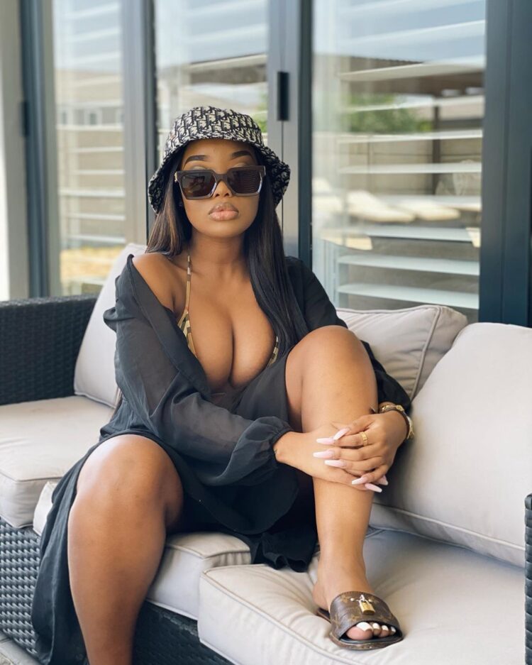 sithelo shozi feet 3