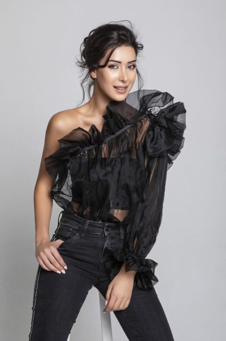 siva behrouzfar feet 3