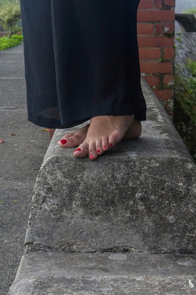 skarlet feet