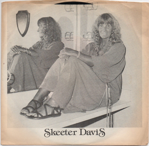 skeeter davis feet 2