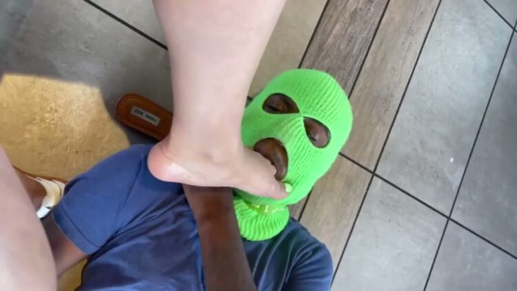 ski mask girl feet 2