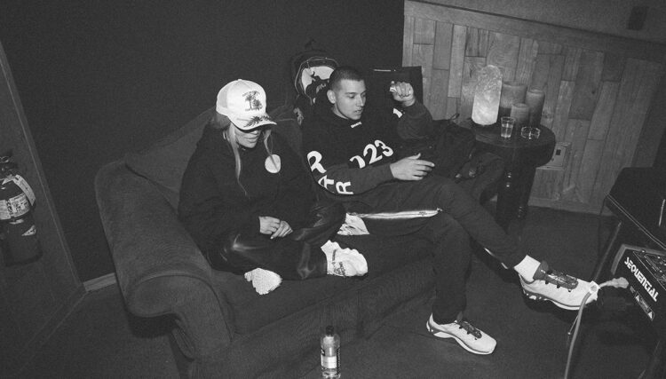 sky rompiendo feet 4