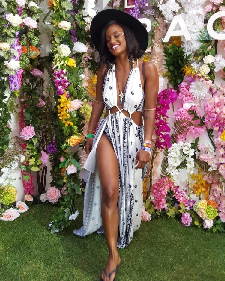 skye marshall feet 6