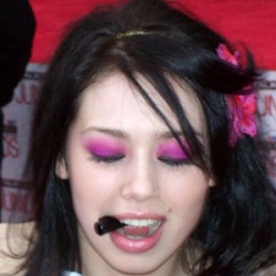 skye sweetnam feet 5