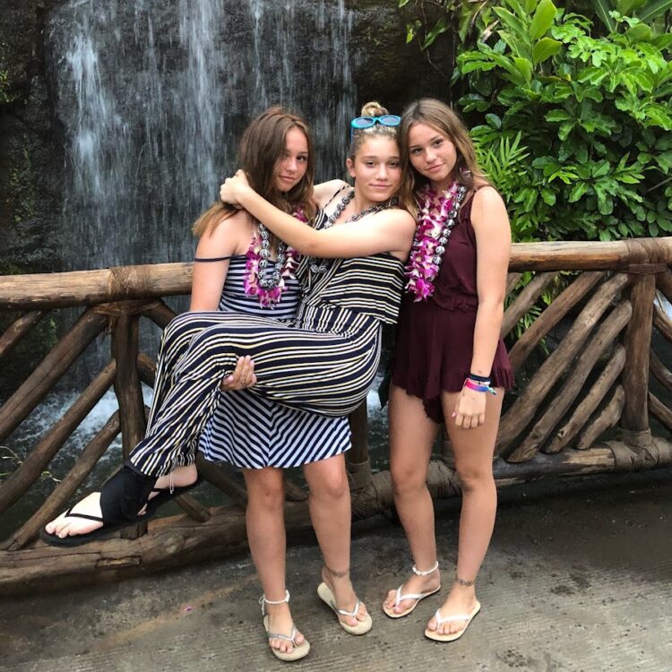 skye tomuchtea feet 1