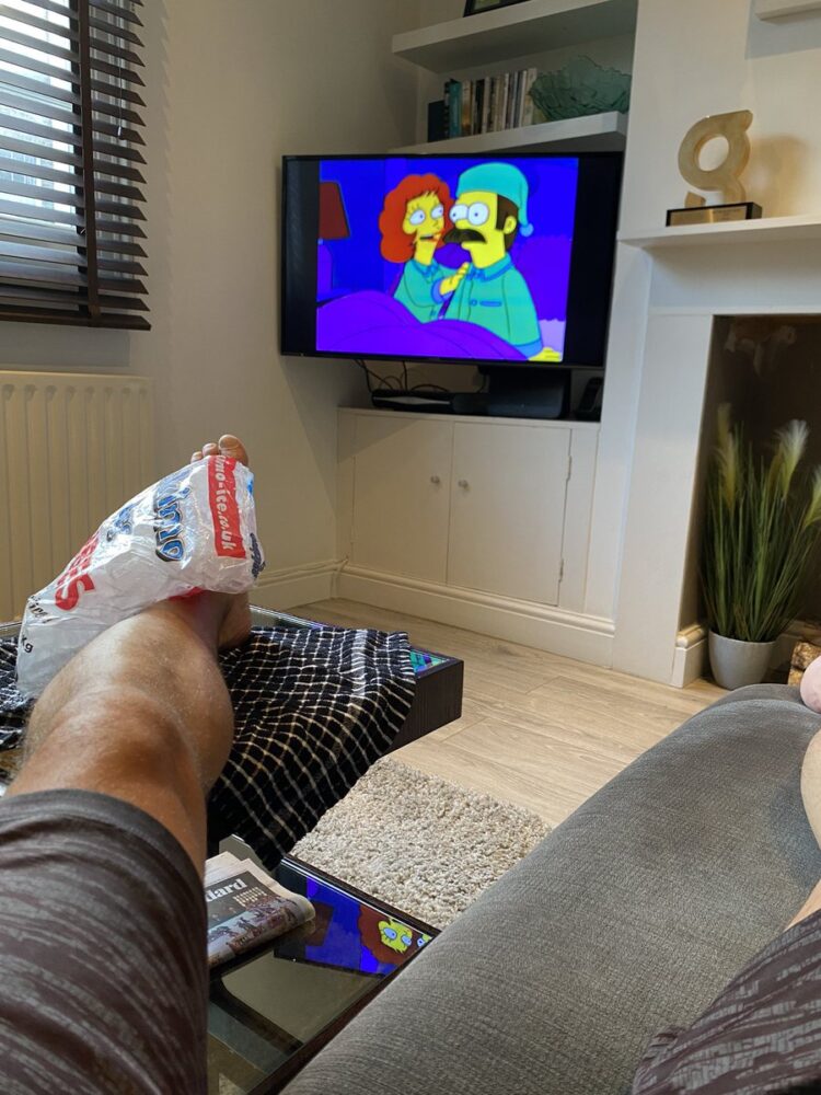 toby on the tele feet 2