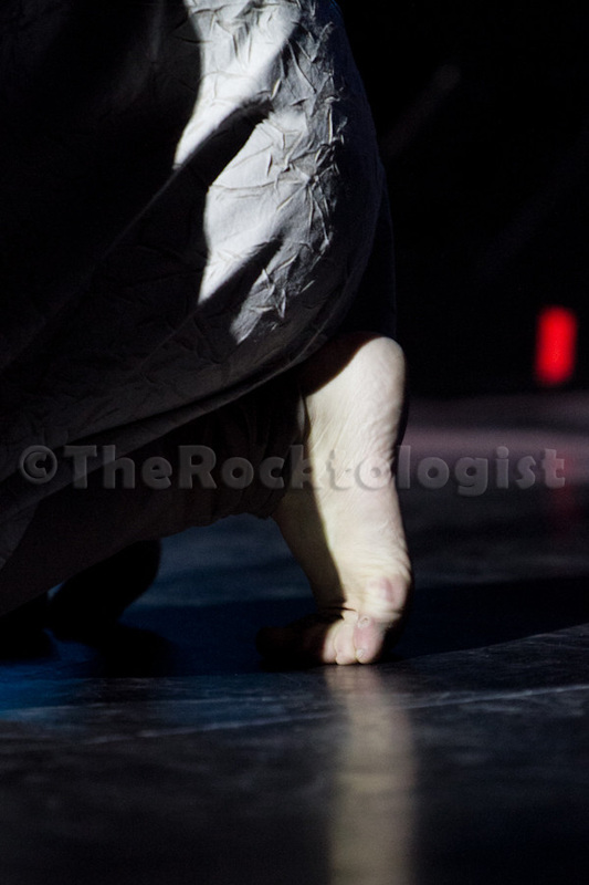 zola jesus feet 2