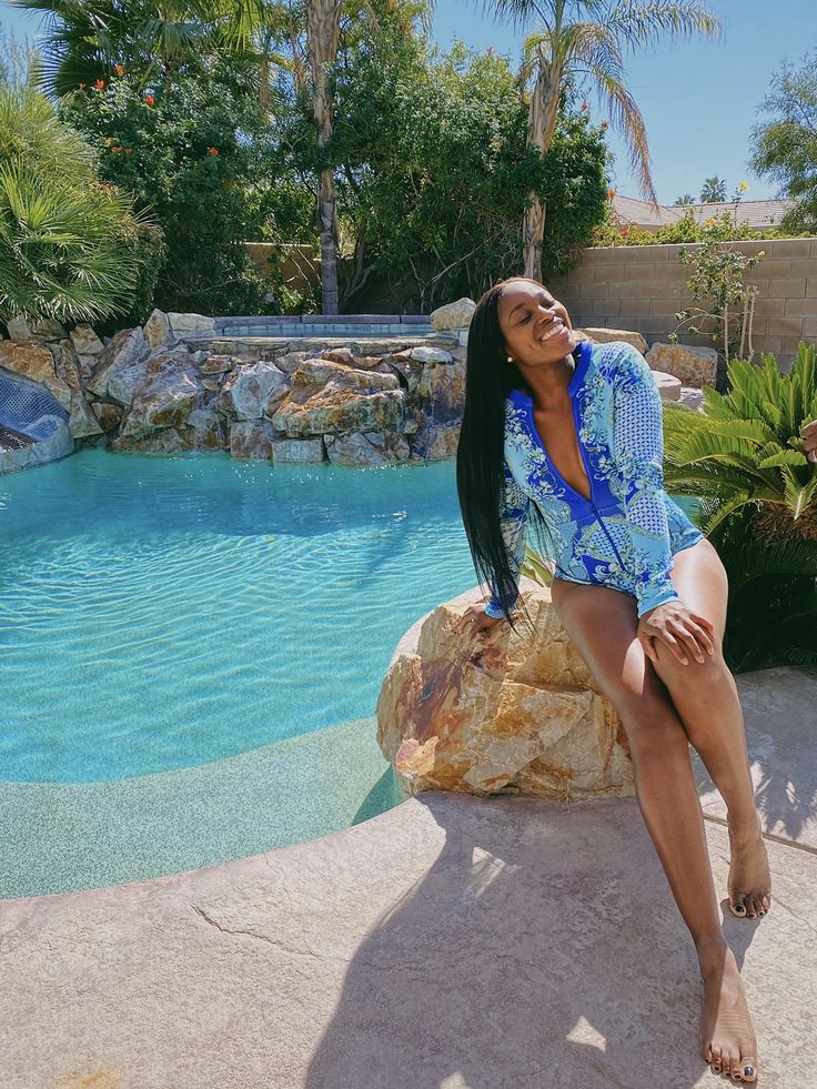 sloane wilson feet 4