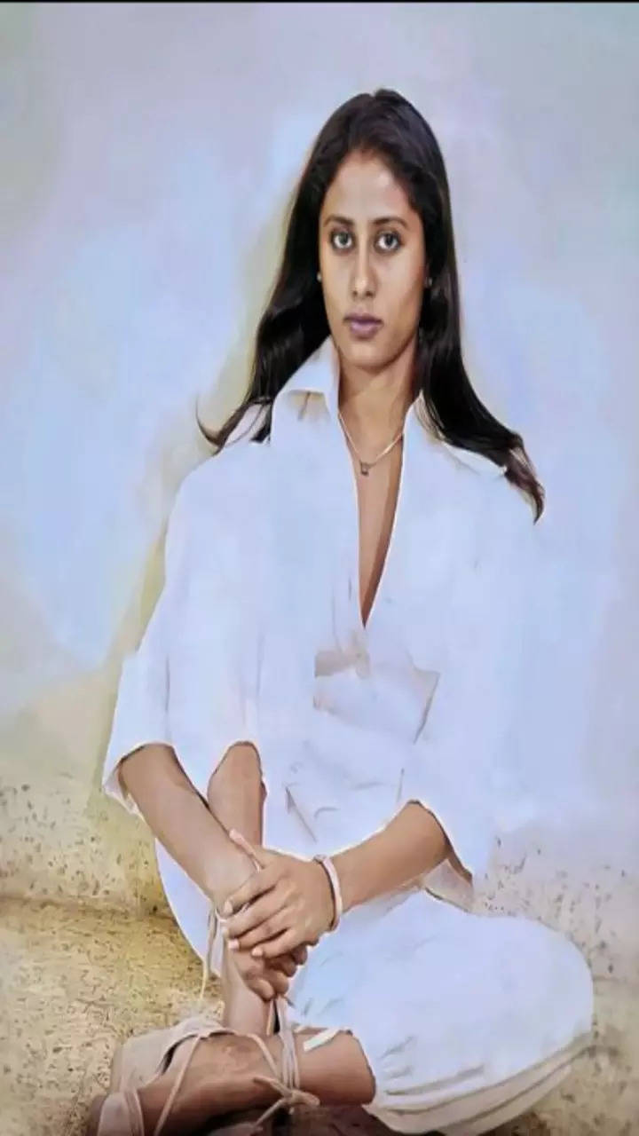 smita patil feet 2