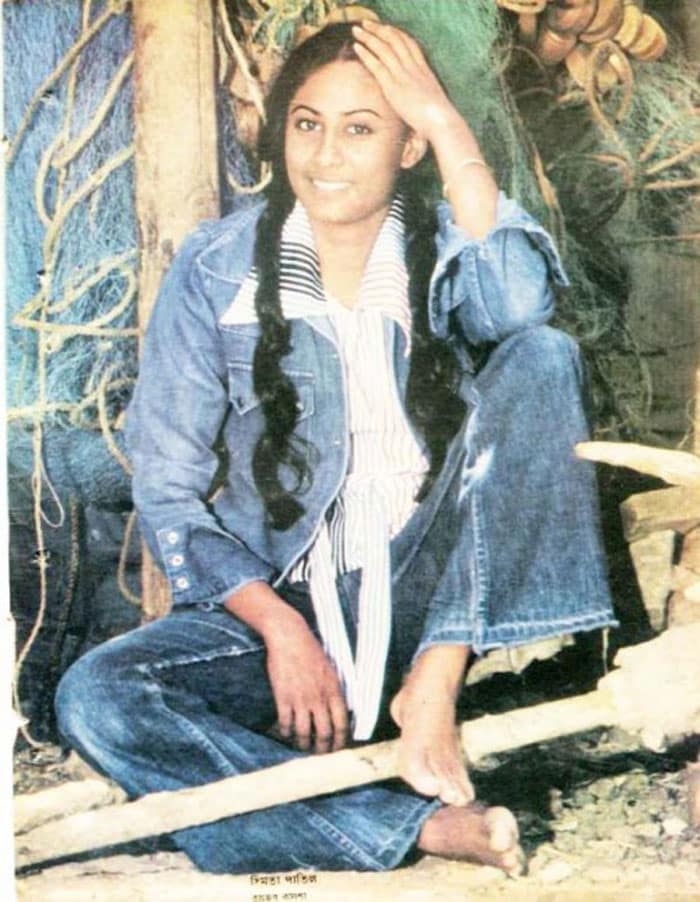 smita patil feet 5