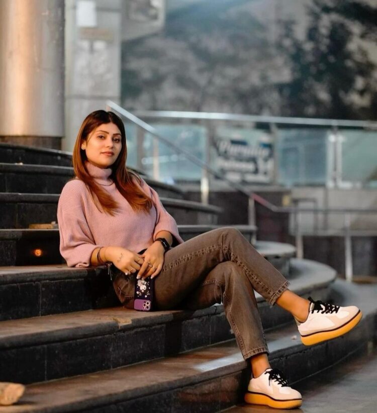 smriti rajput feet 4