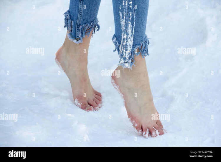 snow wife feet 5
