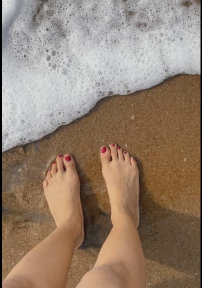 sobhita dhulipala feet 4