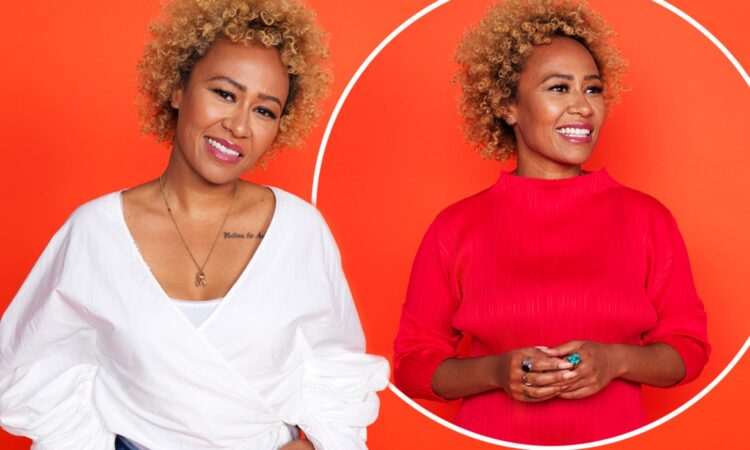 socialite sande feet 2