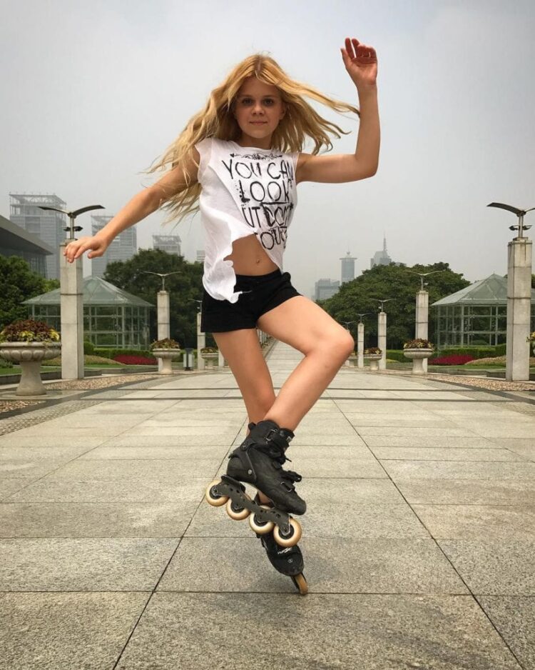 sofia bogdanova feet