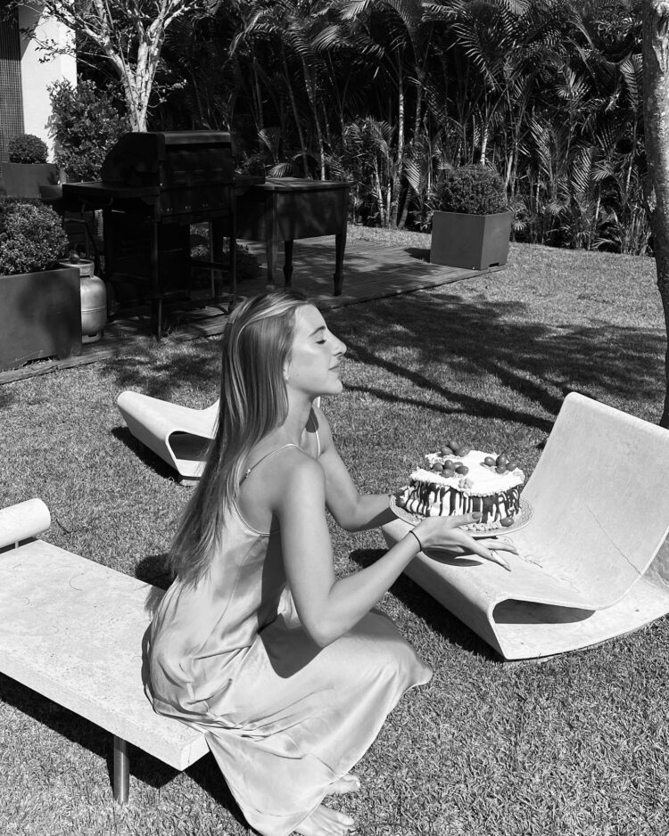 sofia bresser feet 1