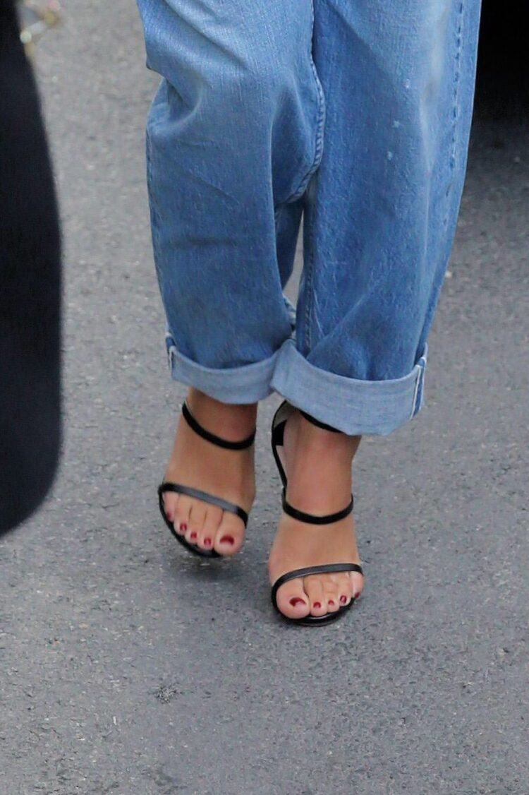 sofia richie feet 2